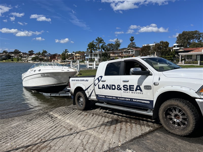 Boat Towing Service